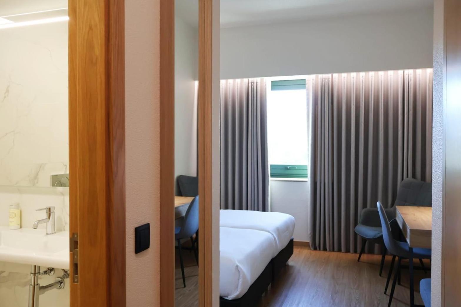 Hotel Santhyago Trofa Exteriér fotografie